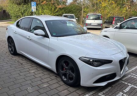 Alfa Romeo Giulia Super