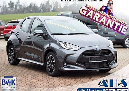 Toyota Yaris 1.5-l-VVT-i Hybrid Team D + Comfort Paket