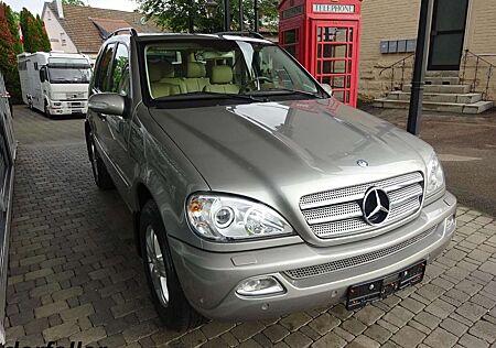 Mercedes-Benz ML 500 Special Edition mit nur 20.000 km!