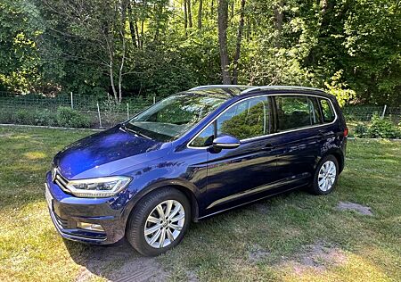 VW Touran Volkswagen 1.4 TSI (BlueMotion Technology) DSGHighline
