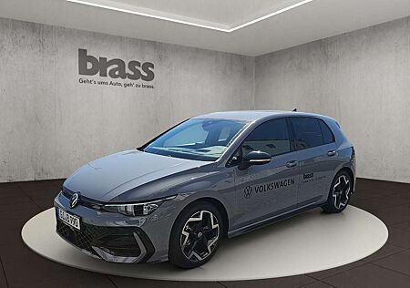 VW Golf Volkswagen R-Line 1,5 l eTSI OPF 110 kW (150 P S) 7-Ga