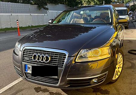 Audi A6 2.4 quattro wenig KM