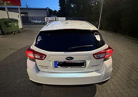 Subaru Impreza 1.6i Lineartronic Exclusive