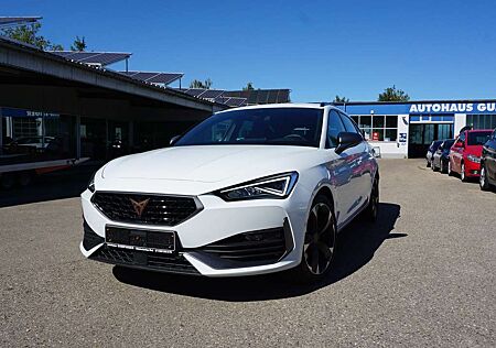 Cupra Leon Sportstourer 1.4 e-Hybrid !! Keyless !! SEAT !!