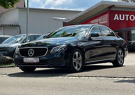 Mercedes-Benz E 220 d /Kamera / Ambiente-Belechtung/Head-Up Display