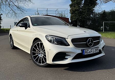 Mercedes-Benz C 300 Coupe 9G-TRONIC AMG Line