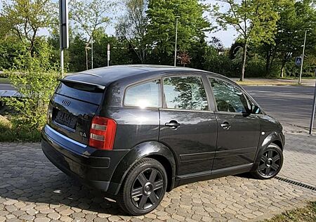 Audi A2 Scheckheftgepflegt Aus 2 Hand