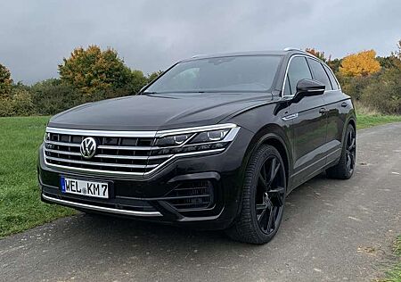 VW Touareg gebraucht kaufen VW Touareg Volkswagen R Pano Nachts. Hud, Martrix ,Ahk , Voll