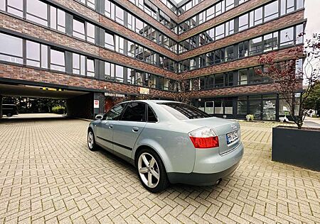 Audi A4 2.0 multitronic