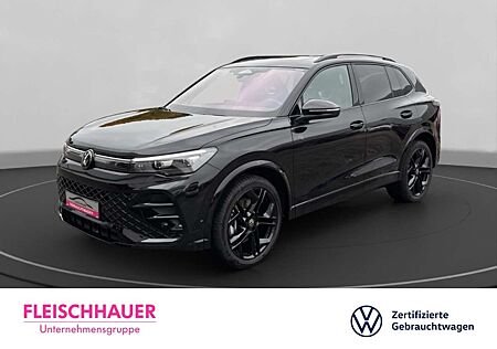 VW Tiguan Volkswagen 2.0 TDI R-Line DSG+ACC+SHZ+PANORAMA+AHK