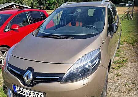 Renault Grand Scenic dCi 110 EDCBose Edition