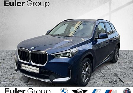 BMW X1 xDrive 20d HUD AD AHK-klappbar AHK El. Panodach Pa