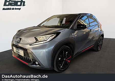 Toyota Aygo (X) gebraucht kaufen Toyota Aygo (X) 1.0 l Undercover Automatik JBL-Sound LED