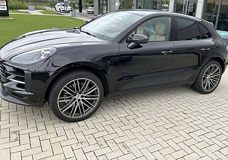 Porsche Macan S
