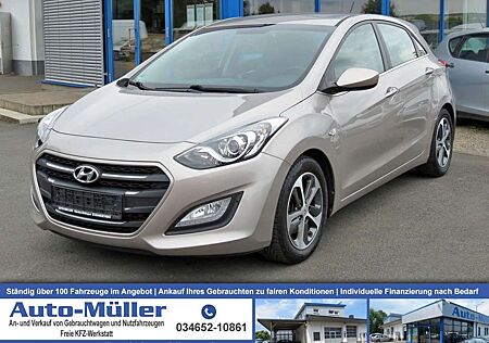 Hyundai i30 blue Trend Klima PDC Sitzh. Lenkradheizung