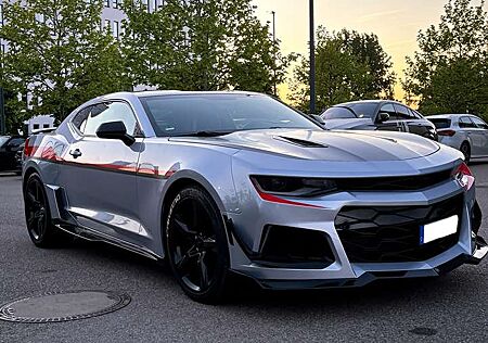 Chevrolet Camaro Coupe 6.2 V8 Aut.