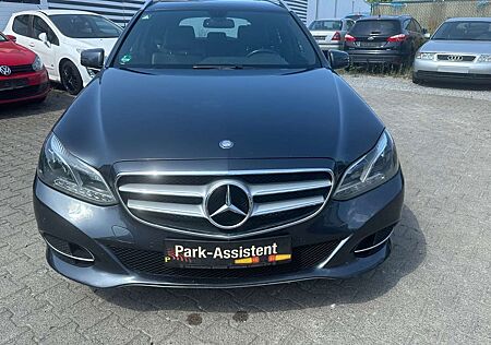 Mercedes-Benz E 220 E220Avantgarde/TüvNeu/Navi/Allwetterreifen/Klima