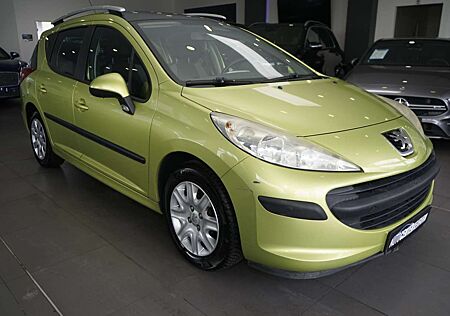 Peugeot 207 PANORAMA+KLIMA+ELEKTRISCHE FENSTERHEBER+AHK