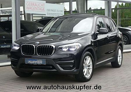 BMW X3 xDrive 20 i Autom. Sportsitze*PANO*Teilleder