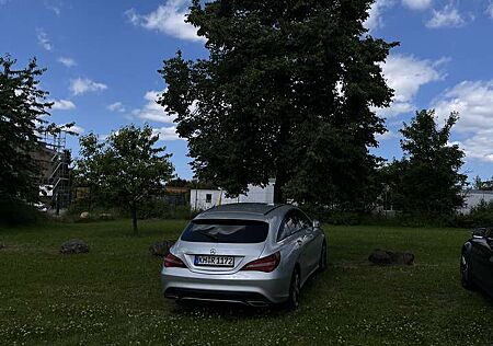 Mercedes-Benz CLA 220