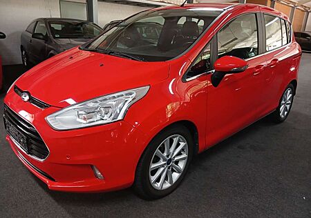 Ford B-Max Titanium