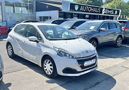 Peugeot 208 Active Navi CarPlay Tempomat Notbremsassist.