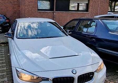 BMW 320d 320 F30 Aut. M-Paket Limousine