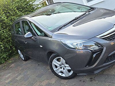 Opel Zafira Tourer Edition