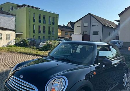 Mini ONE 1 Jahr Garantie,TÜV neu,2Hand, klimatronic