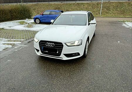 Audi A4 Attraction