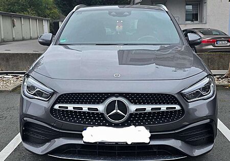 Mercedes-Benz GLA 200 d 8G-DCT AMG Line