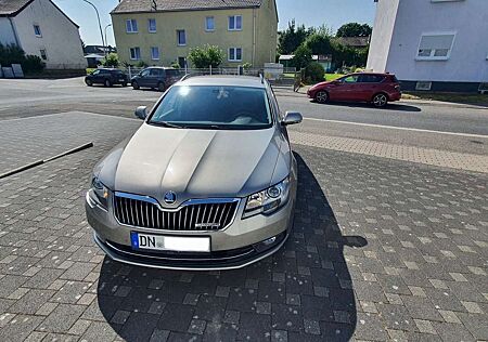 Skoda Superb Combi 1.6 TDI GreenLine