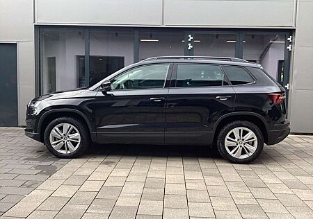 Skoda Karoq 1,5 TSI DSG Selection LED+Navi+ACC+AHK+Kam