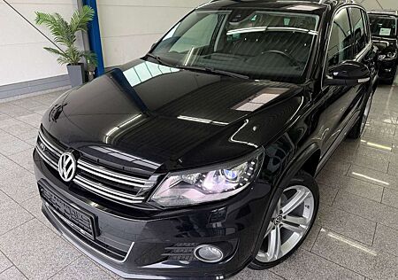 VW Tiguan Volkswagen 2.0 TDI*R-LINE*4MOT*KAMR*PANO*BI-XN*STDHZ