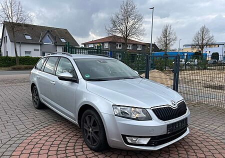Skoda Octavia 2.0 TDI Ambition NAVI+SPURH+TEMPOMAT+SHZ