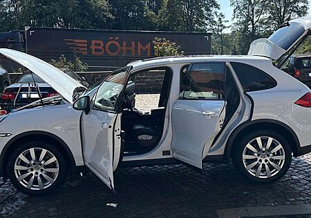 Porsche Cayenne Diesel Tiptronic S Standheizung Bose Pano