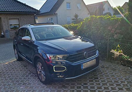 VW T-Roc Volkswagen 1.6 TDI SCR IQ.DRIVE pano