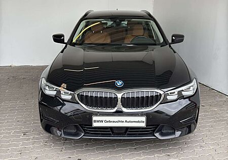 BMW 330 e Tour. Sport Line LiveCock.ACC.AHK.Sportsz.