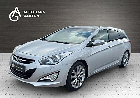Hyundai i40 cw Panorama Leder Kamera Xenon SHZ 2.Hand