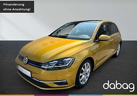 VW Golf Volkswagen 1.5 TSI DSG Highline Kamera Pano Massages