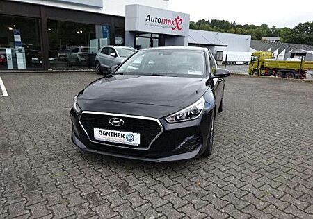 Hyundai i30 1.0 T-GDI YES!*Navi*Klima*SHZ*RFK