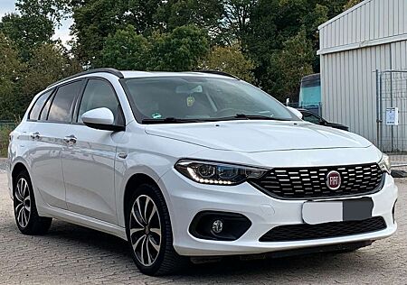 Fiat Tipo Lounge|1.Hand|Navi|Klima|AHK|A.CarPlay|