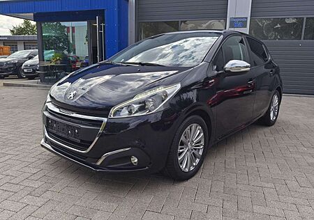 Peugeot 208 Pano/SHZ/PDC/Radio/Bluetooth