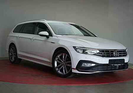 VW Passat Variant Volkswagen 2.0 TDI DSG 4Motion R line Navi/A
