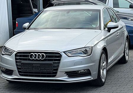 Audi A3 Lim. 2.0 TDI 4-Türig Xenon Plus MMI SH