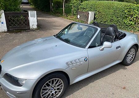 BMW Z3 Baureihe Roadster 1.9 ***EL.VERDECK***ALU