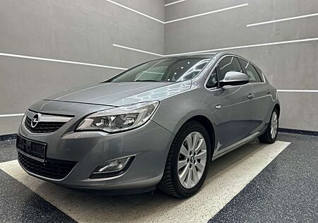 Opel Astra J Lim. 5-trg. Cosmo *AUTOMATIK*NAVI