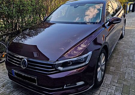 VW Passat Variant Volkswagen 1.8 TSI (BlueMotion Technology) DSG Highline