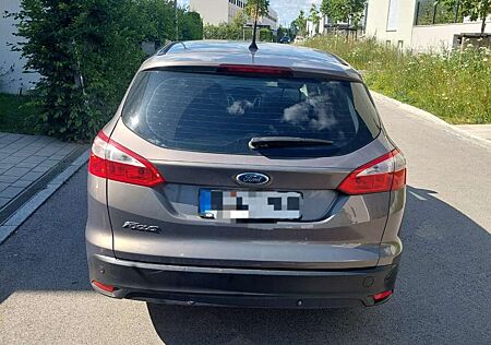 Ford Focus Turnier 1.6 Ti-VCT Champions Edition