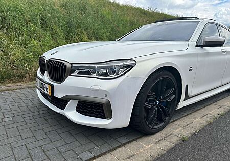 BMW 760 M760Li xDrive V12 Excellence